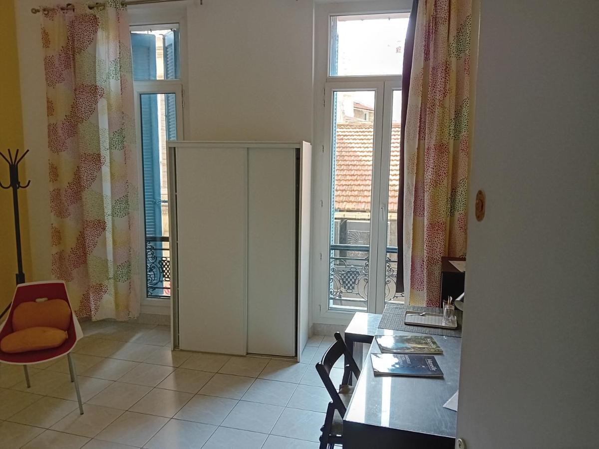 Quartier De Verdure "Cours Julien La Plaine "Chambre Privee Dans Appartement Marseille Exterior photo